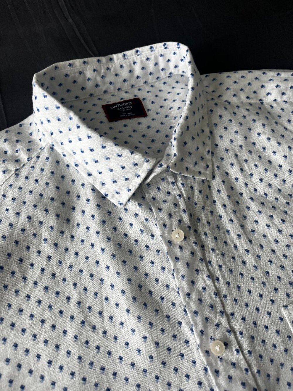 UNTUCKit "Dixon" 100% Linen Short Sleeve Shirt - Blue Diamond Print